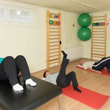 Oda ve Kahvaltı Borbanyai Rehabilitacios Haz 3*